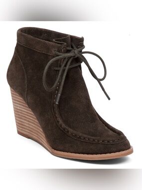 Lucky Brand Ysabel Suede Lace-Up Wedge Ankle Bootie in Moss Green